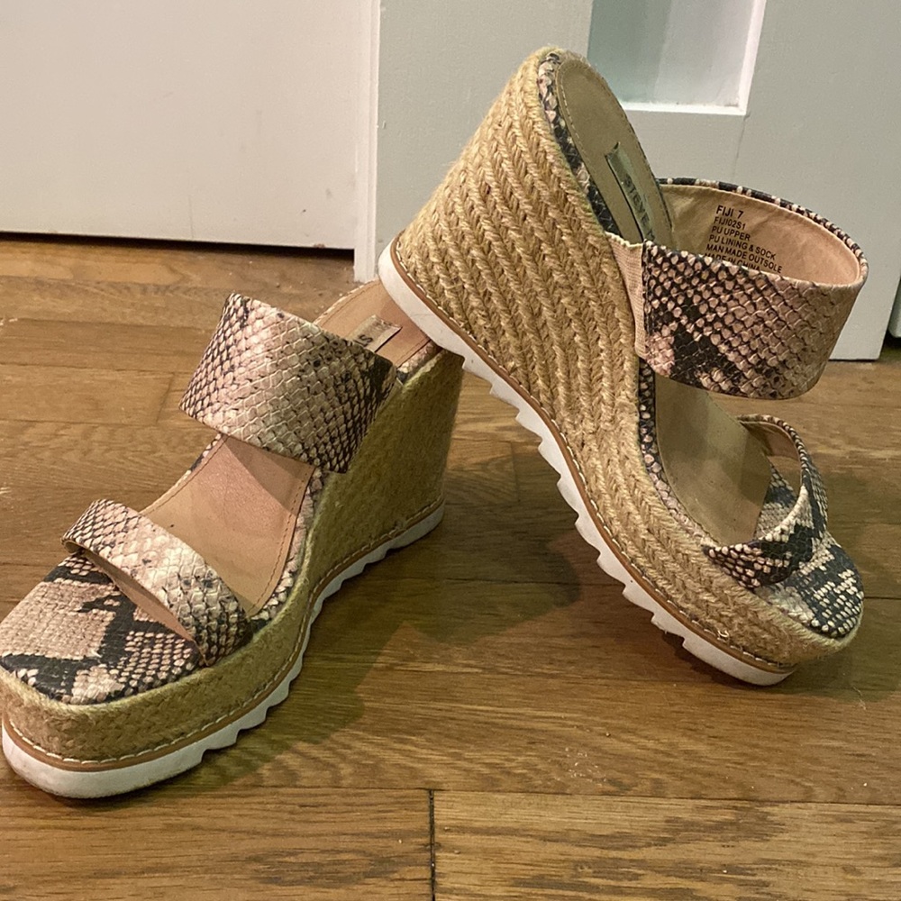 Steve Madden espadrille wedges size 7